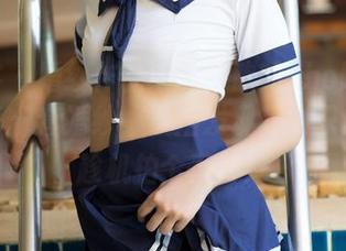 青豆客 – 婚纱作品中的黄歆苑chobits：我试了十套婚纱，最后发现其实只是为了趁机拍个真香！