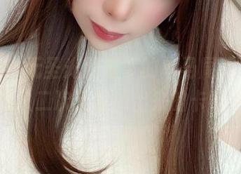 鹿野希，无圣光照耀下的单马尾眼镜娘，仿佛从二次元里掉出来的卡哇伊！